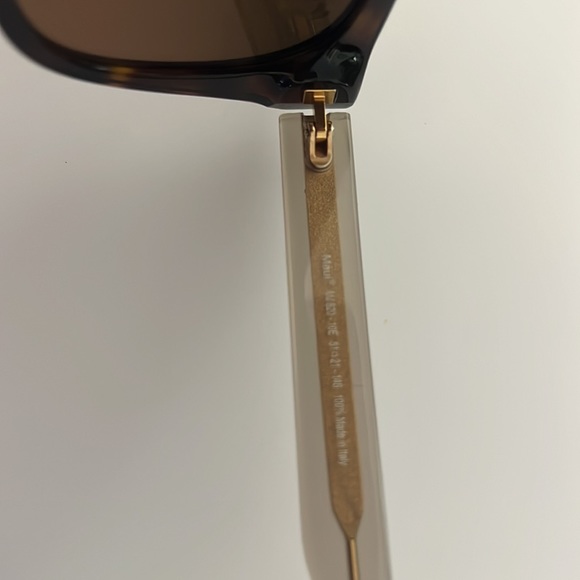 Maui Jim stylish sunglasses brown